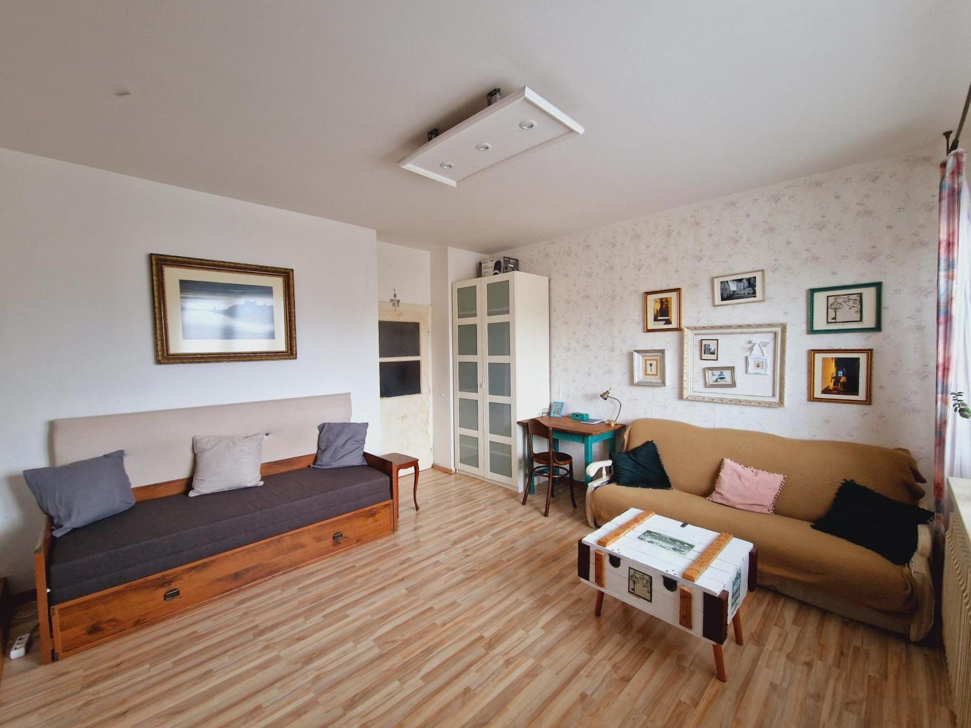 Touch Of History Apartment Bratislava Bagian luar foto