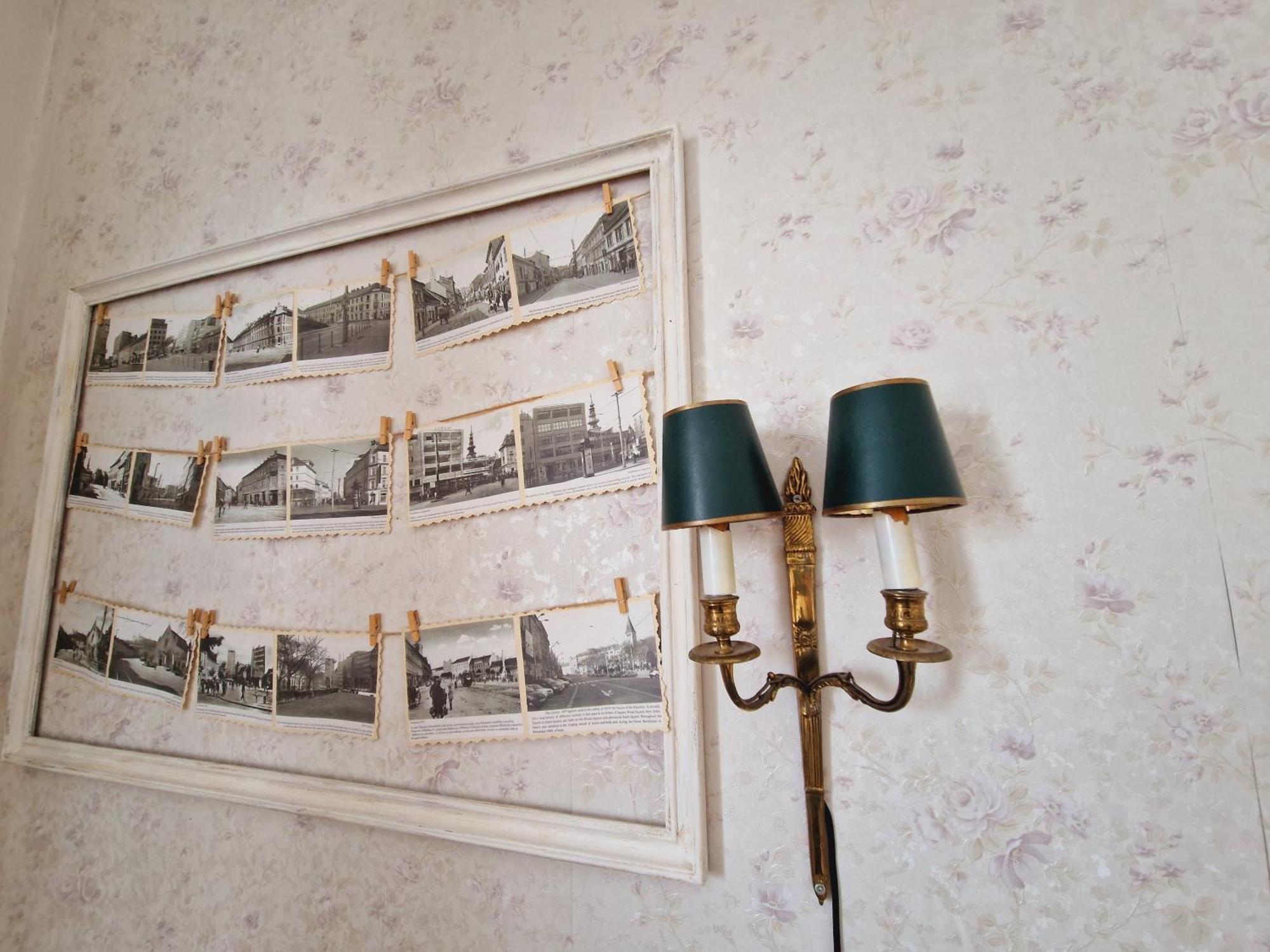 Touch Of History Apartment Bratislava Bagian luar foto